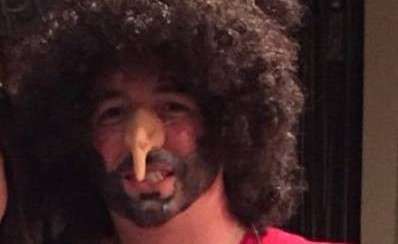 Un policía de Nevada se disfrazó del quarterback Colin Kaepernick y se metió en un problema con su corporación.