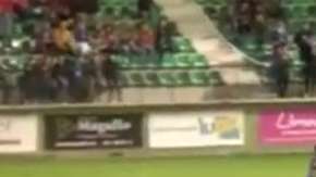 El árbitro pitó el final del partido, justo cuando el balón entraba a la potería