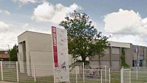 La emergencia se reportó en la secundaria Saint-Exupéry.