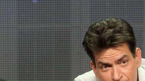 Nueva polémica alrededor de Charlie Sheen.