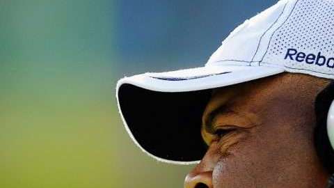 Ken Norton Jr. dejó de ser coordinador defensivo de los Raiders este martes.  (Foto: Kevork Djansezian/Getty Images)