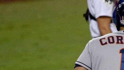 José Altuve y Carlos Correa. Getty Images