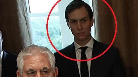 Kushner ya no se sienta con el Gabinete.