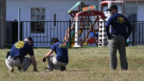 El FBI colabora con la indagatoria en Texas.