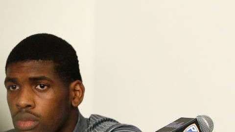 LiAngelo Ball y Cody Riley dieron la cara en UCLA. Josh Lefkowitz/Getty Images