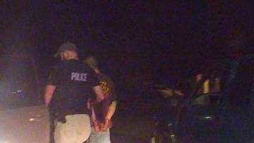 ICE mantiene sus operativos contra indocumentados.