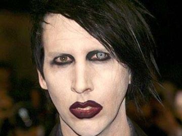 El cantante Marilyn Manson quiere seguirle los pasos a su amigo Johnny Depp.