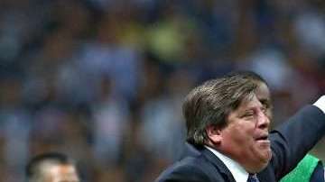 Miguel Herrera no pasó de semifinales en la Copa MX, tras perder contra Rayados en una polémica serie de penaltis. (Foto: Imago7/Jose Macias)