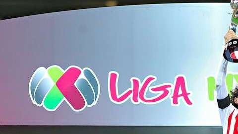 Chivas derrotó 3-0 a Pachuca y cinquistó e primer campeonato femenil