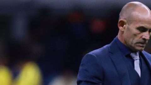 El técnico de Cruz Azul, Paco Jémez fue cesado tras perder ante las Águilas del América en la Liguilla del fútbol mexicano. (Foto: Imago7/Eloisa Sanchez)