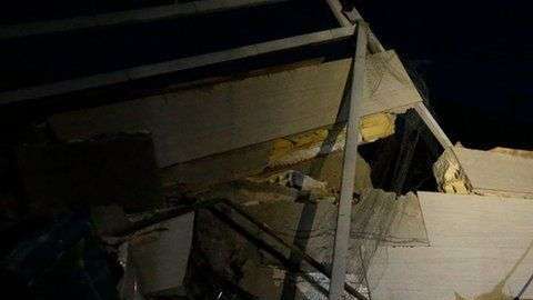 Un terremoto de 7,3 sacudió la zona fronteriza