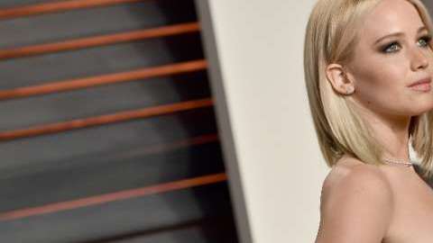 Jennifer Lawrence vuelve a ser una mujer soltera...