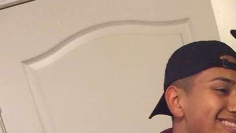 Johnny López, el hijo menor de Jenni Rivera, y su novio Joaquín