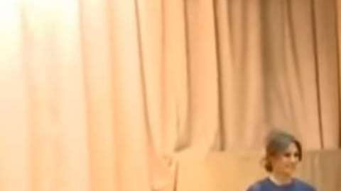 Las primeras damas visitaron escuela en Japón.