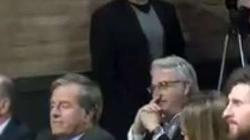 Thiago Messi y Luis Suárez fueron captados en una divertida complicidad