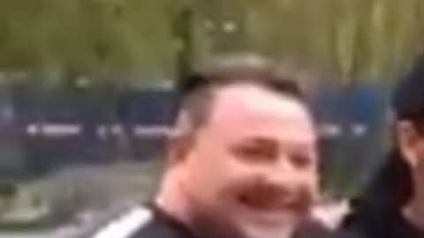 Neymar accedió a tomarse selfies con los aficionados