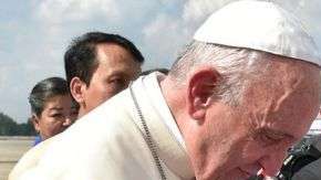 La visita del líder de la Iglesia católica a Birmania está marcada por la sensibilidad en torno a la situación de los rohingyas.