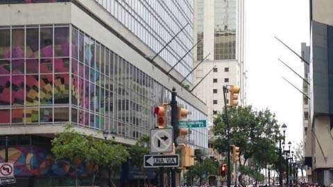 Hasta el momento, las autoridades no reportan víctimas.