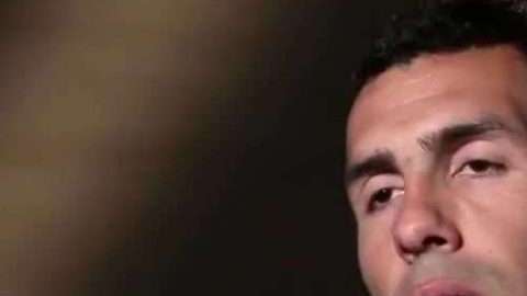 El argentino Carlos Tevez ya es campeón en el fútbol chino, sin jugar.