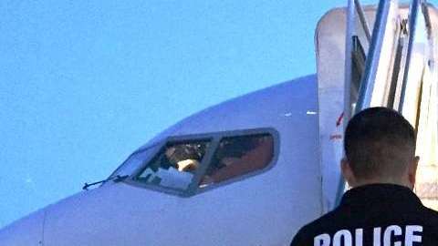 Una orden de un juez detiene la deportación de 50 inmigrantes de Camboya