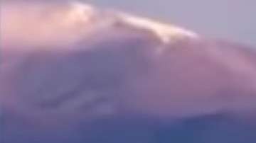 Una forma extraña apareció en Albania.