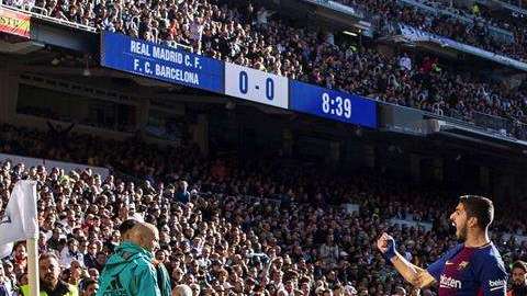 Leo Messi celebra en casa del Real Madrid. EFE