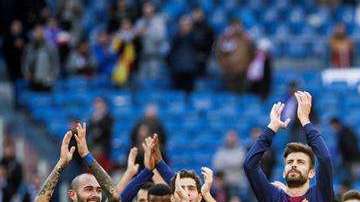 Los jugadores del Barcelona celebran su triunfo sobre el Real Madrid