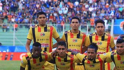 Real España se impuso al Motagua para proclamarse campeón de Honduras. (Foto: EFE/Gustavo Amador)