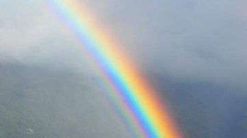 Usualmente, los arcoíris duran un máximo de una hora.