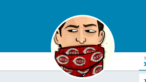 La cuenta oficial de Twitter del nuevo piloto de los Yankees muestra su afición por los Rojos de Cincinnati y los Trojans de USC.