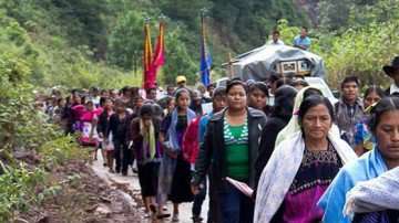 Miles de indígenas han sido desplazados. Twitter