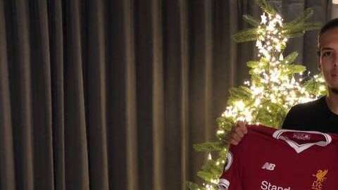 Virgil van Dijk se convirtió en el defensa más caro de la historia,, tras ser fichado con el Liverpool