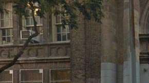 La secundaria Washington Irvington Campus ubica en 40 Irving Pl.