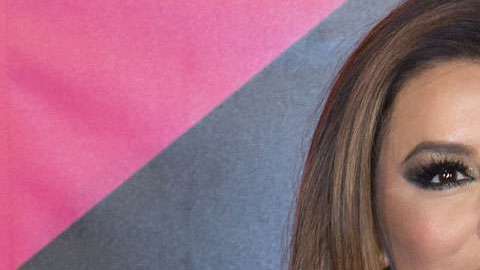 Eva Longoria luce bella a sus 42 años.