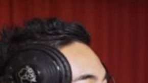 El mexicano Marco Fabián y sus compañeros del Eintracht Frankfurt cantando villancicos.