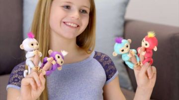 Los monitos Fingerlings son los juguetes más adorables y populares de esta temporada.