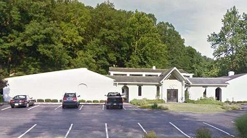 Un hotel en Indiana amenaza a una cliente por publicar una opinión negativa.