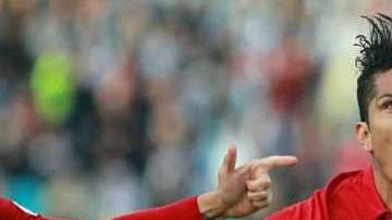 En la imagen, el jugador de Perú, Paolo Guerrero. EFE/Archivo