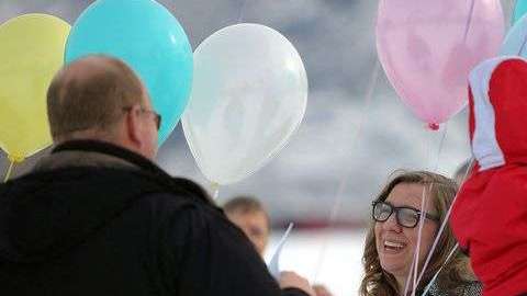 Stephanie Cook no olvidar que su madre sigue desaparecida.