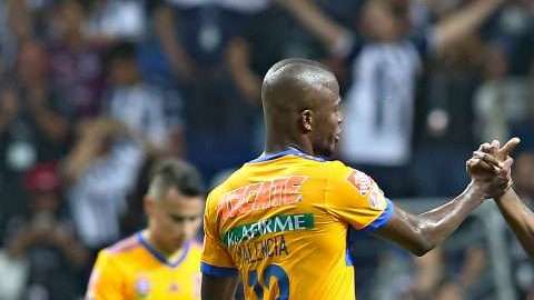Enner Valencia y Avlilés Hurtado dos gigantes de Monterrey y Tigres que definirán al campeón del Apertura 2017 de la Liga MX. (Foto: Imago7)