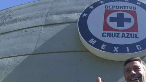 Pedro Caixinha durante su presentación como director técnico de Cruz Azul rumbo al Clausura 2018 de la Liga MX. (Foto: Imago7/Álvaro Paulin)