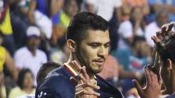 Henry Martin, Silvio Romero y Oribe Peralta festejan un gol del América frente al Atlético Zacatepec en el estadio Agustín "Corucó" Díaz. (Foto: Imago7/Octavio Vidal)