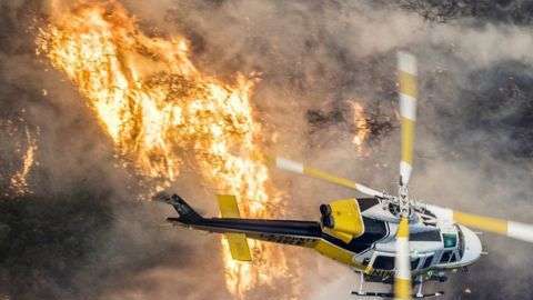 El incendio Skirball se extendió por la elegante zona de Bel Air.