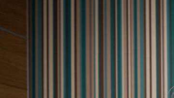 Helena Mueller con su perrita Cockapoo, Lola.