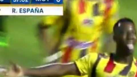 Darixon Vuelto puso al Real España a las puertas de la gloria en el fútbol hondureño.