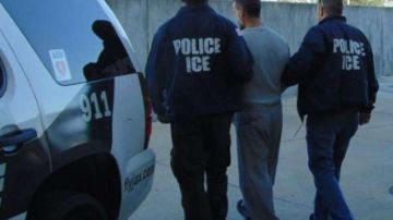 Los inmigrantes fueron detenidos en octubre durante redada de ICE.