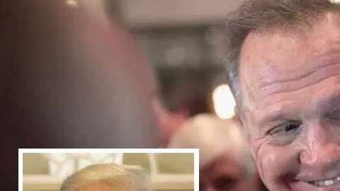 El presidente Trump defiende al republicano Roy Moore.