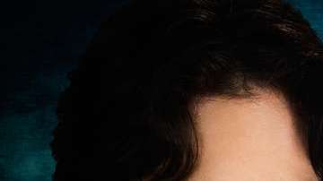 La telenovela "Simplemente María" es protagonizada por Claudia Álvarez, José Ron y Ferdinando Valencia