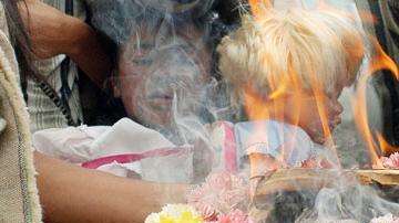 En iniciados.org. presentan la práctica conocida como “quema de obstáculos”, que le ayudará a desarrollar más voluntad y convicción para conseguir sus metas en el nuevo ciclo de vida.