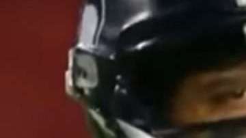 Así se dolió Russell Wilson tras un golpazo del apoyador de Arizona Karlos Dansby.